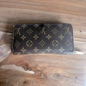 LOUIS VUITTON MONOGRAM SARAH PORTEFEUILLE LONG WALLET